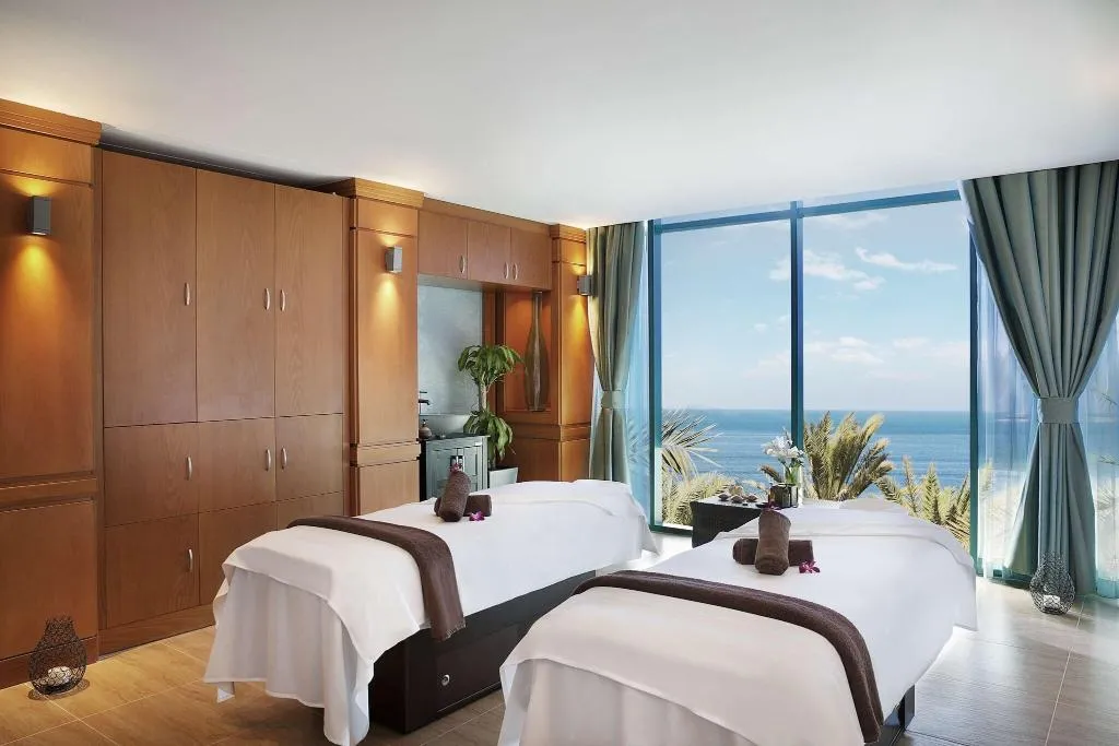 Sports and Entertainment, Hilton Dubai Jumeirah, Dubai