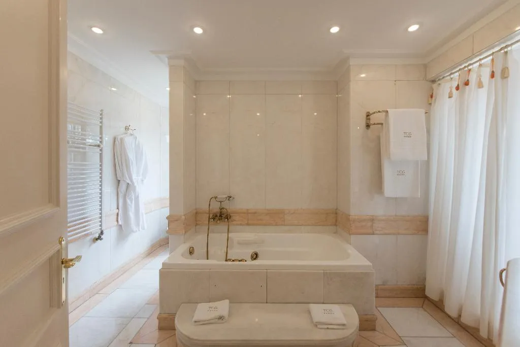 SUITE STANDARD Room, The Charm of Cascais, Lisbon