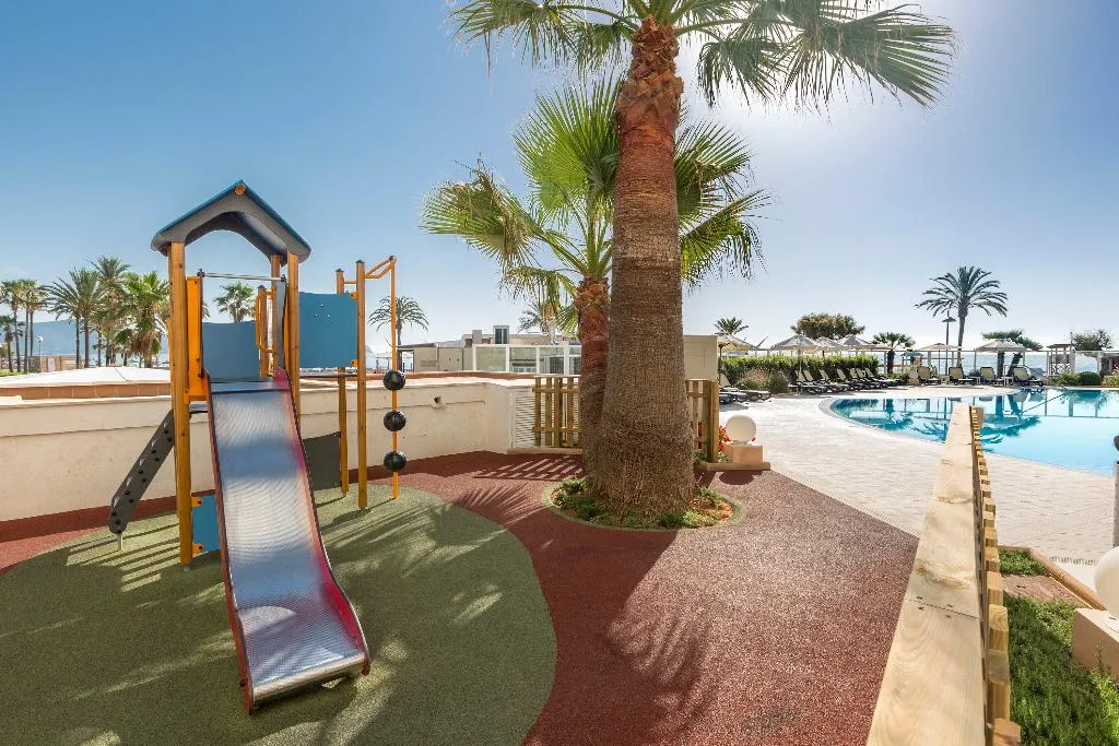 Sports and Entertainment, Hipotels Mercedes, Majorca