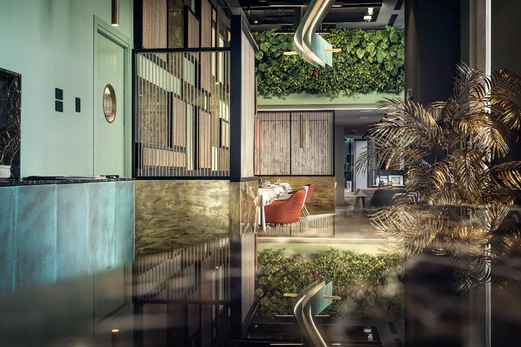 Restaurant, J44 Lifestyle Hotel, Venice