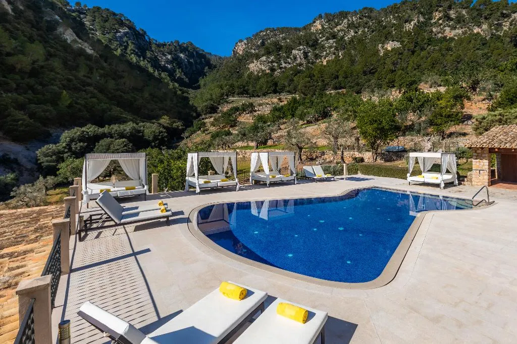 Pool, Finca Albellons, Majorca
