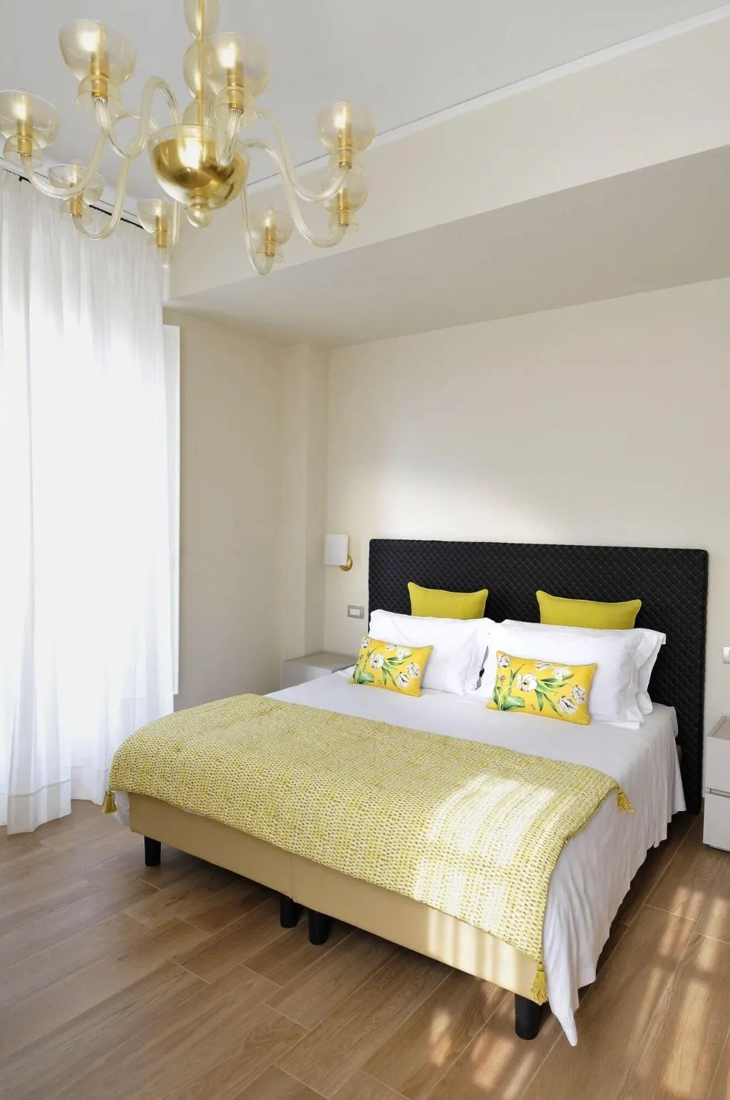 Room, Canto Degli Aranci, Florence