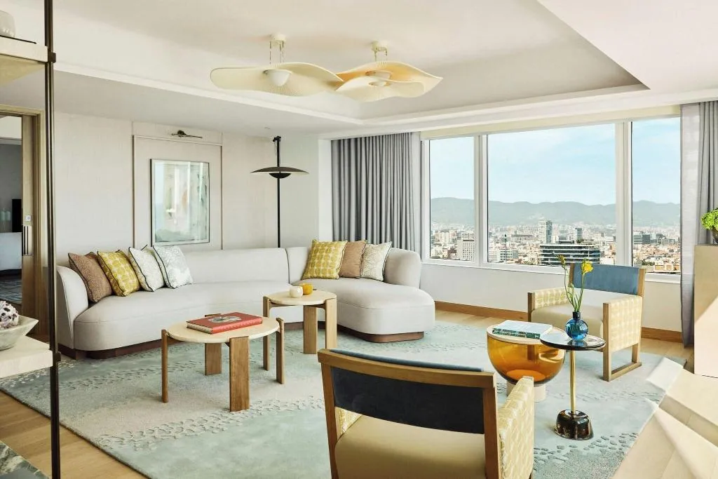 SUITE CLUB Room, Hotel Arts, Barcelona
