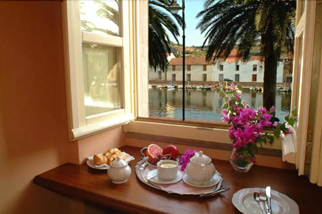 Room, Corte Fiorita, Alghero