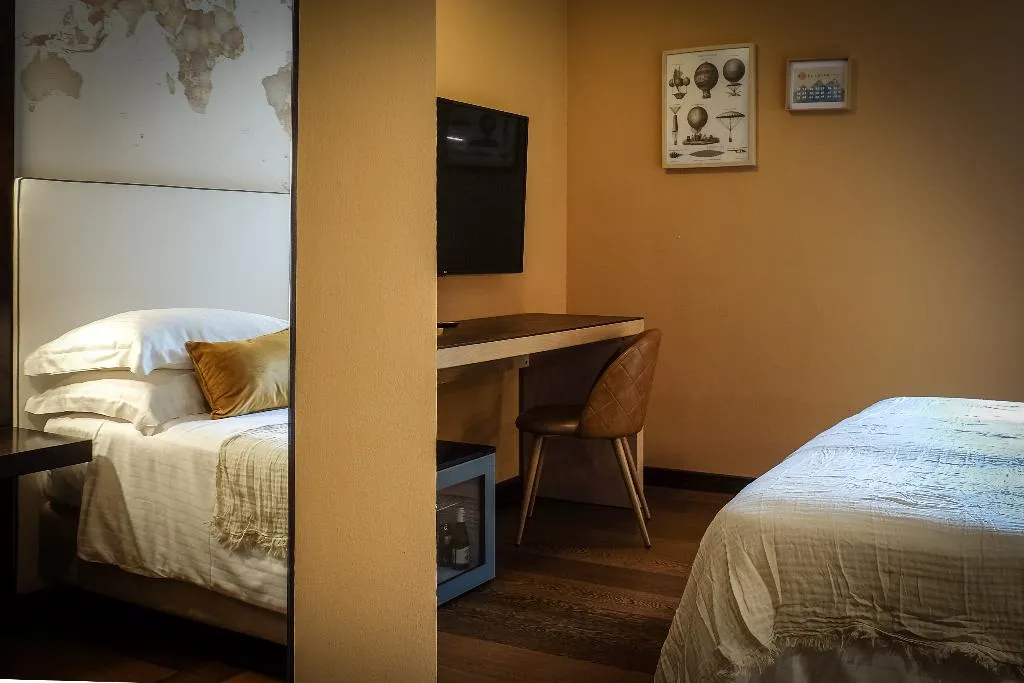 DOUBLE SUPERIOR Room, Luise, Milan