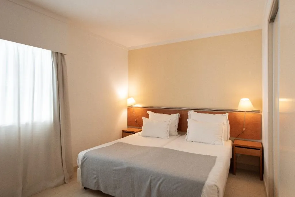 APARTMENT DUPLEX WITH VIEWS Room, Vista Marina Apartamentos Turisticos, Algarve