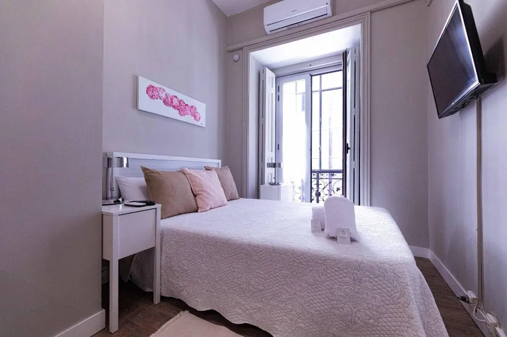Room, El Hostall, Madrid