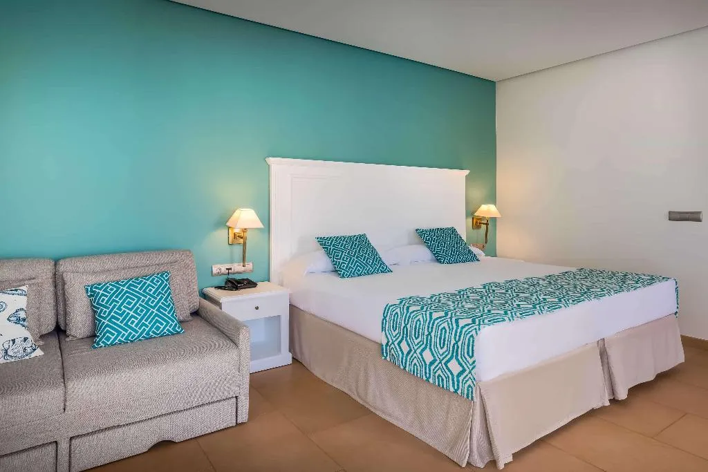FAMILY ROOM STANDARD Room, Occidental Torremolinos Playa, Costa Del Sol