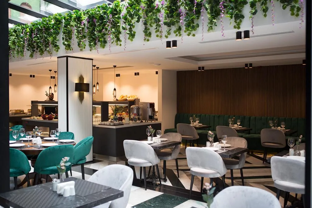 Restaurant, Emen'S Otel, Izmir