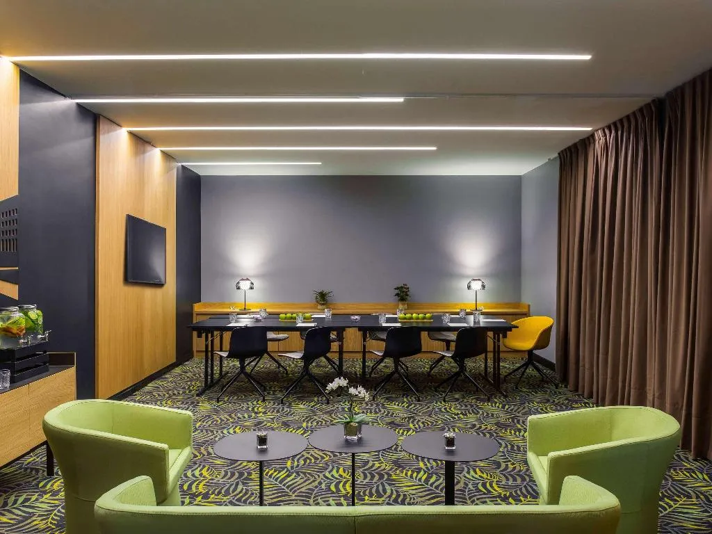 Conferences, Motel One Madrid-Plaza de España, Madrid