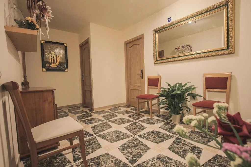 Lobby, El Tossal, Valencia