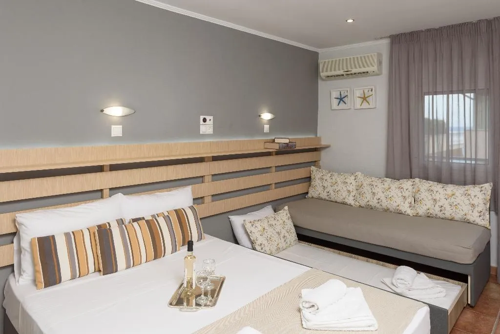 STUDIO SUPERIOR Room, Ammos Beach & Studios, Thessaloniki