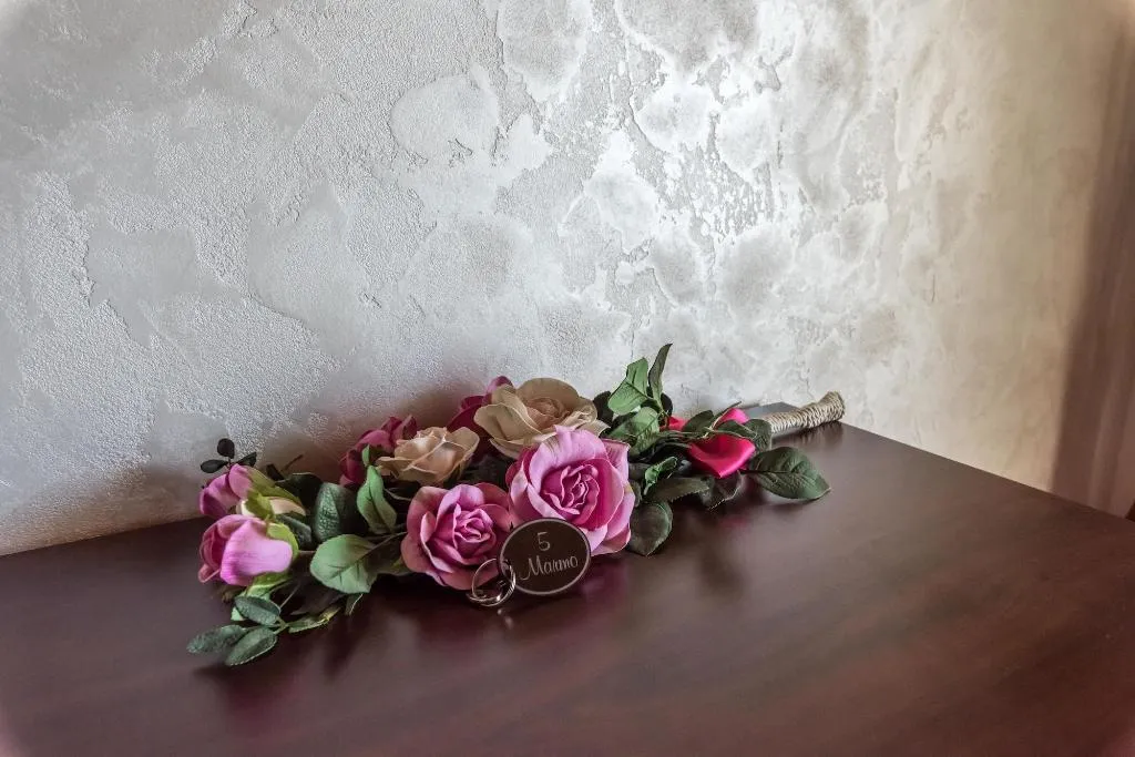 Room, La Mortella, Naples