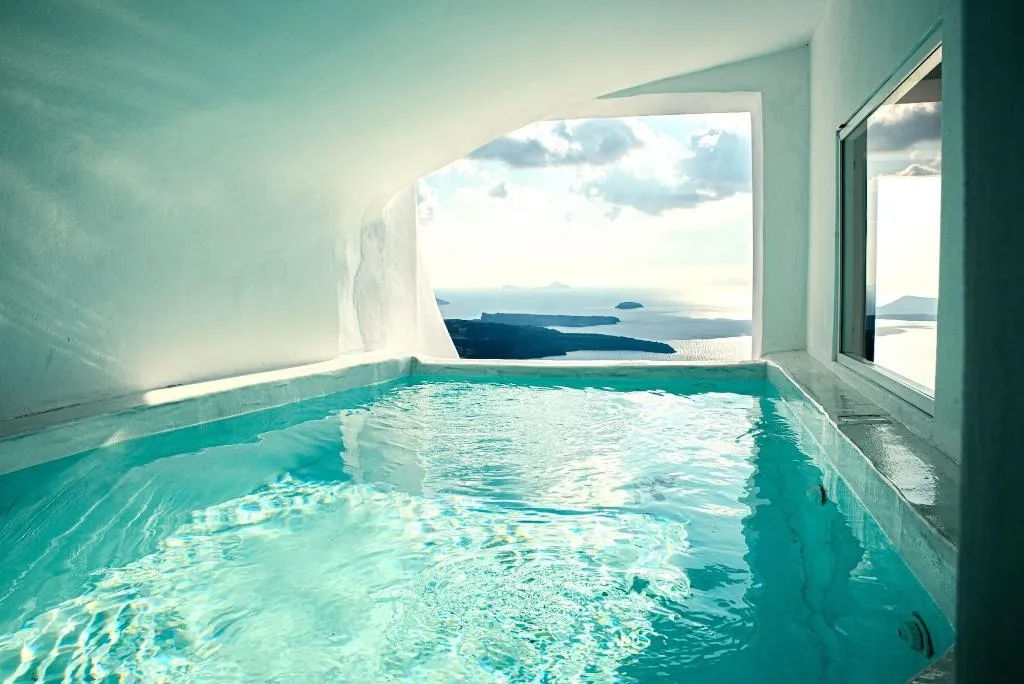 Room, Heavens Edge by Mr and Mrs White, Santorini