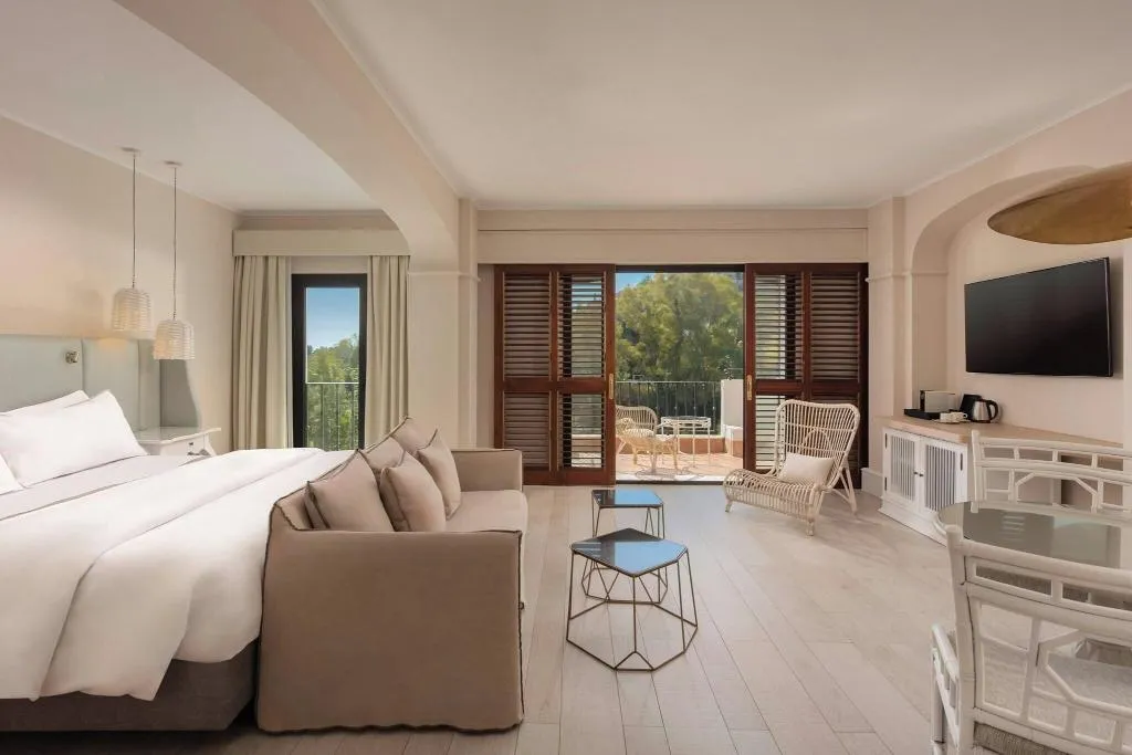 JUNIOR SUITE KING BED ONE BEDROOM  Room, Westin La Quinta Golf Resort & Spa, Costa Del Sol
