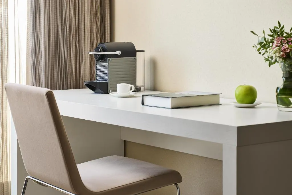 JUNIOR SUITE STANDARD Room, NH Castellón Mindoro, Valencia
