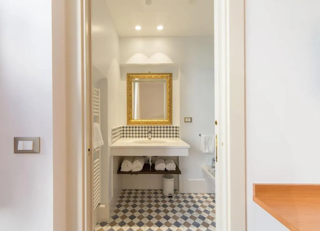 Room, Residenza Il Campanile, Naples