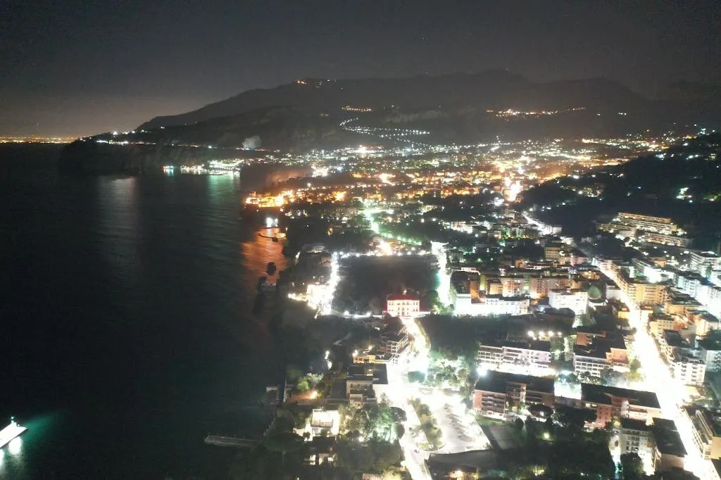 General view, Sorrento Deluxe B B, Naples