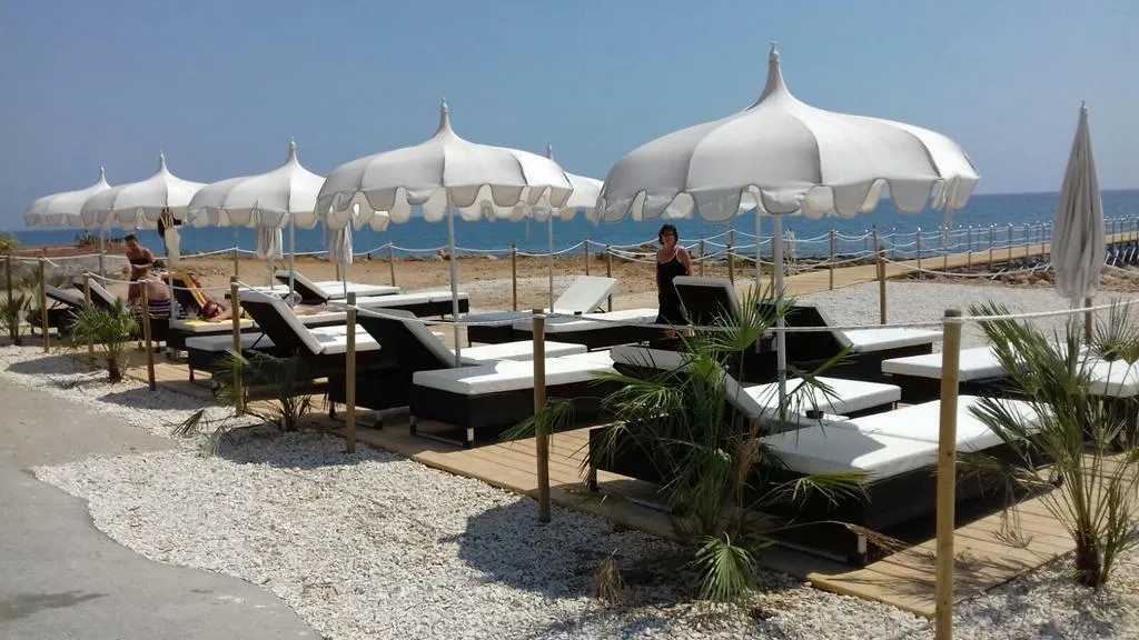 Beach, Hotel Calabernardo Noto Marin, Catania