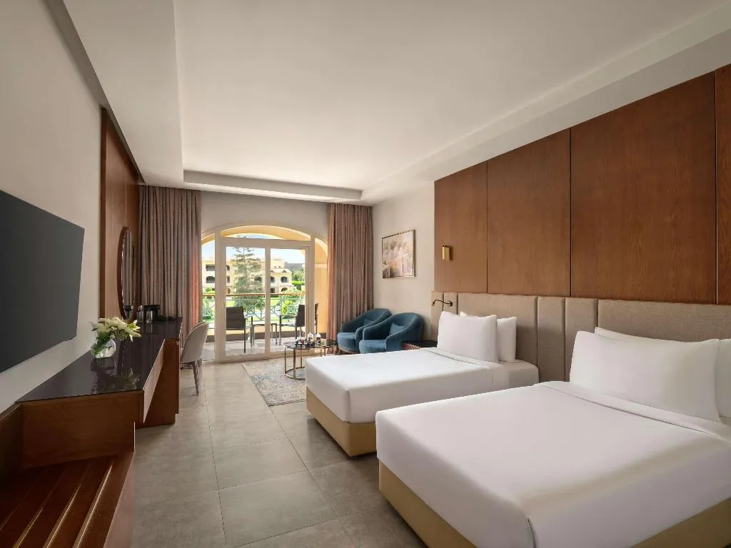 SUITE EXECUTIVE Room, Movenpick Cairo Media City, Cairo