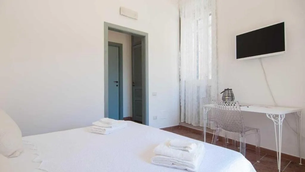 Room, Intalloi, Catania