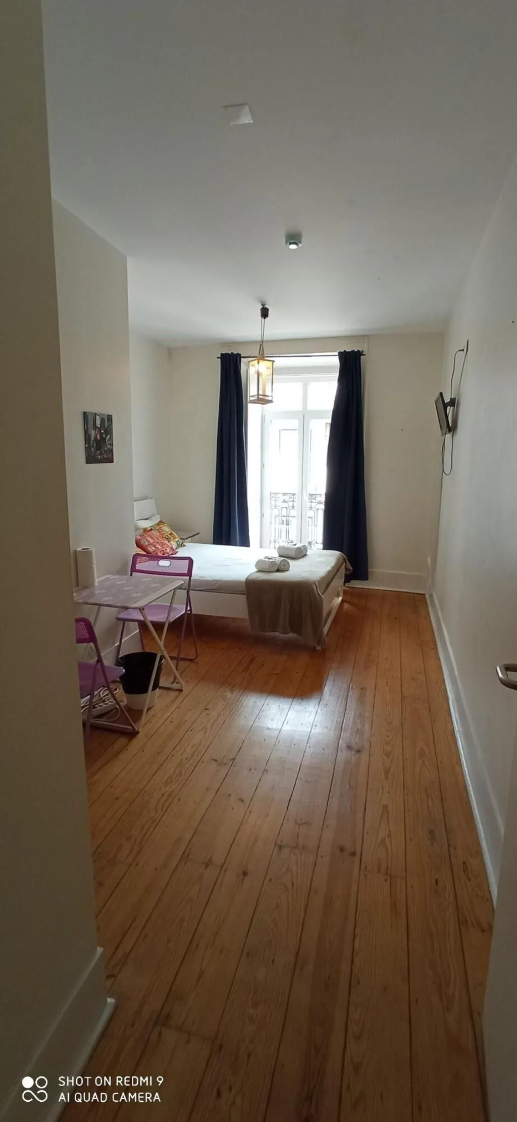 Room, Happy @ Chiado, Lisbon