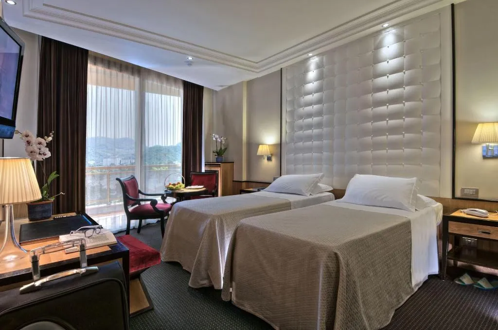 Room, Terme Sollievo, Venice