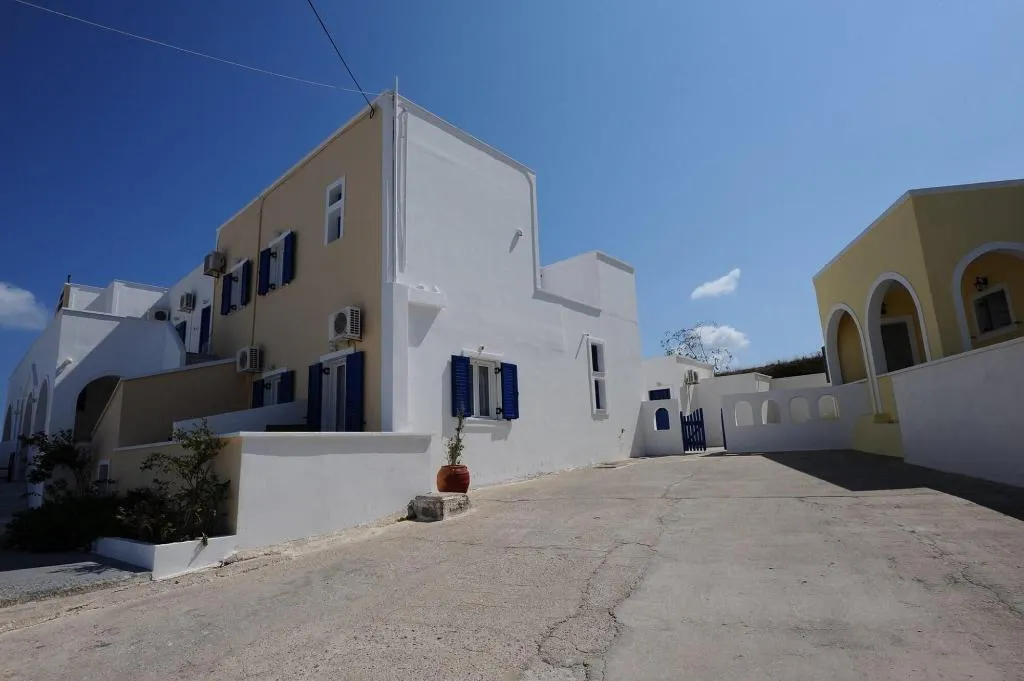 General view, Villa Kavallaris & Apartments, Santorini