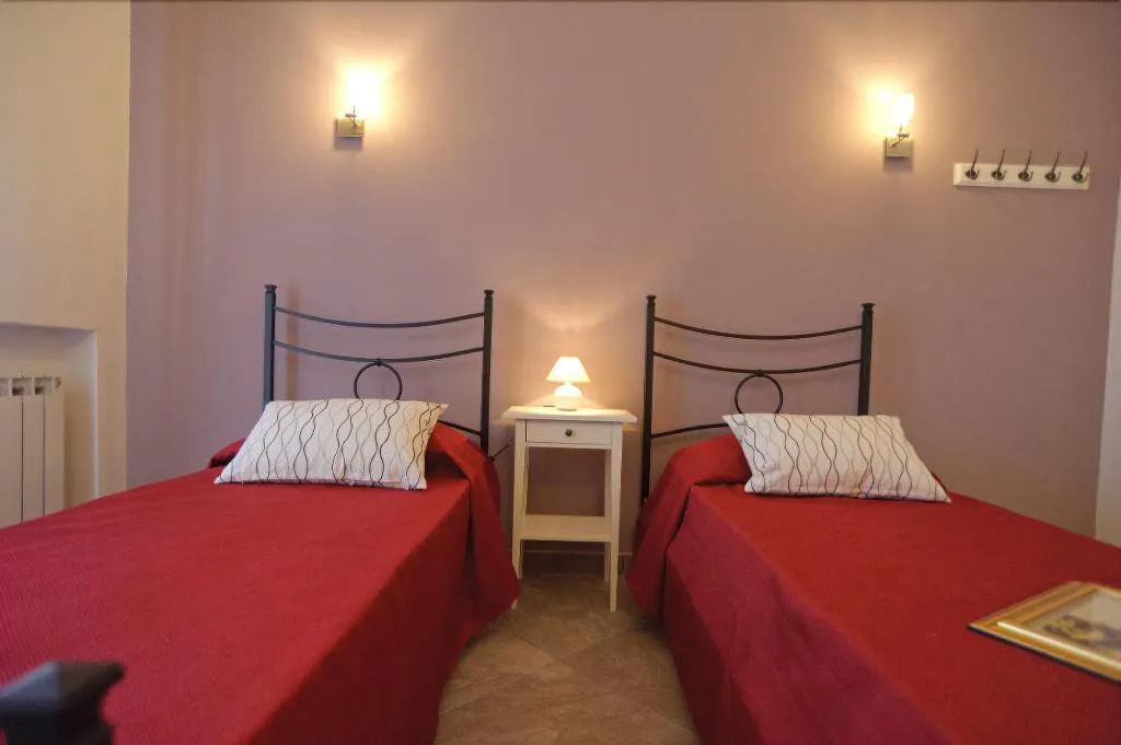 Room, B&B Colletemenite, Catania