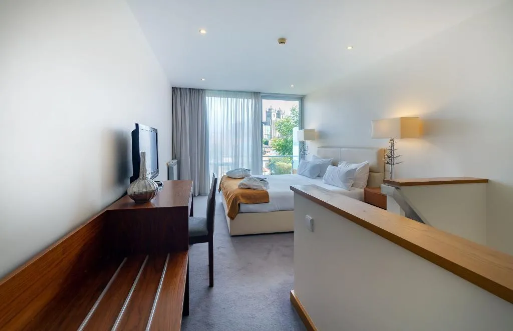 VILLA SUPERIOR Room, Oca Vitoria Village, Porto