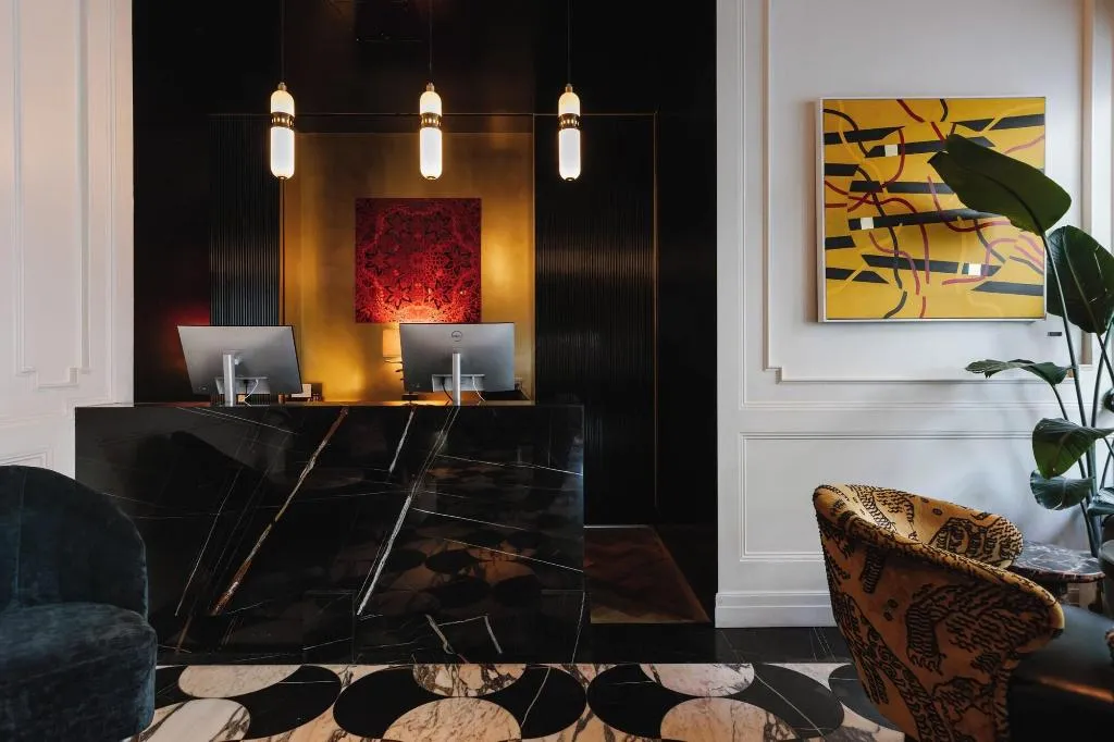 Lobby, The Leinster, Dublin