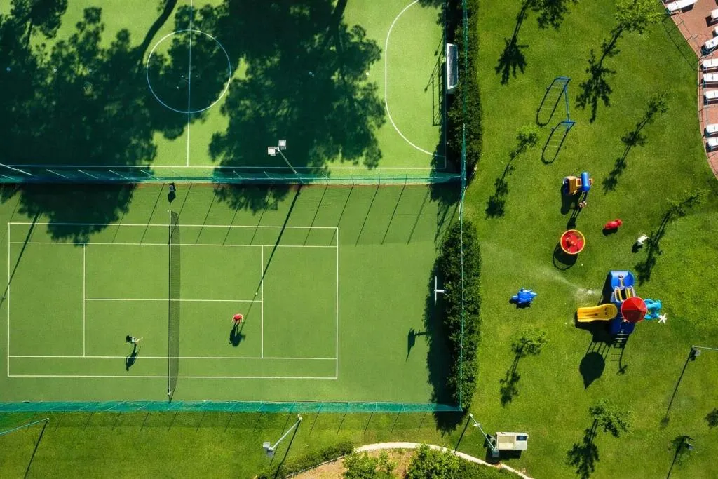 Sports and Entertainment, Hotiday Montalto Marina, Rome