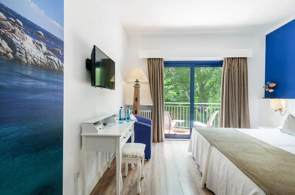 Double or Twin DELUXE SEA VIEW Room, Garbi Calella Palafrugell, Costa Brava