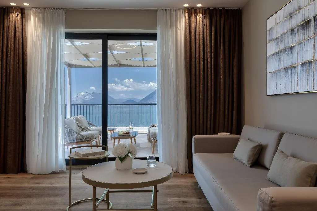 SUITE PENTHOUSE Room, Airotel Achaia Beach, Athens