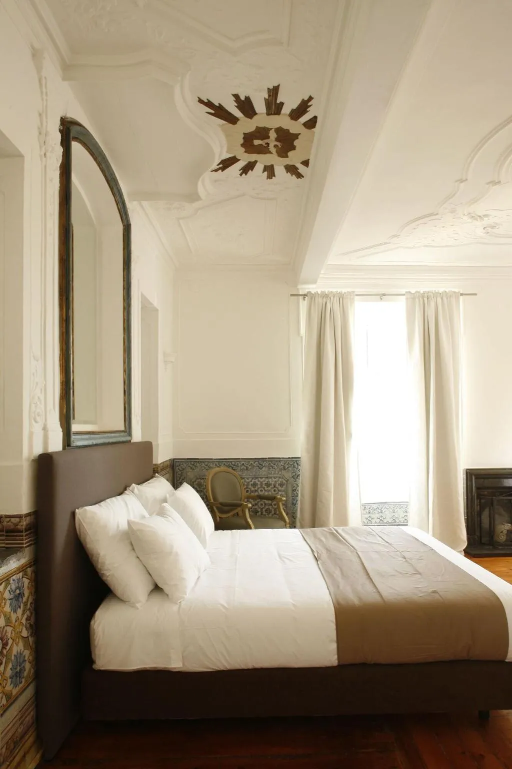 DOUBLE EXECUTIVE Room, Palacio Ramalhete, Lisbon