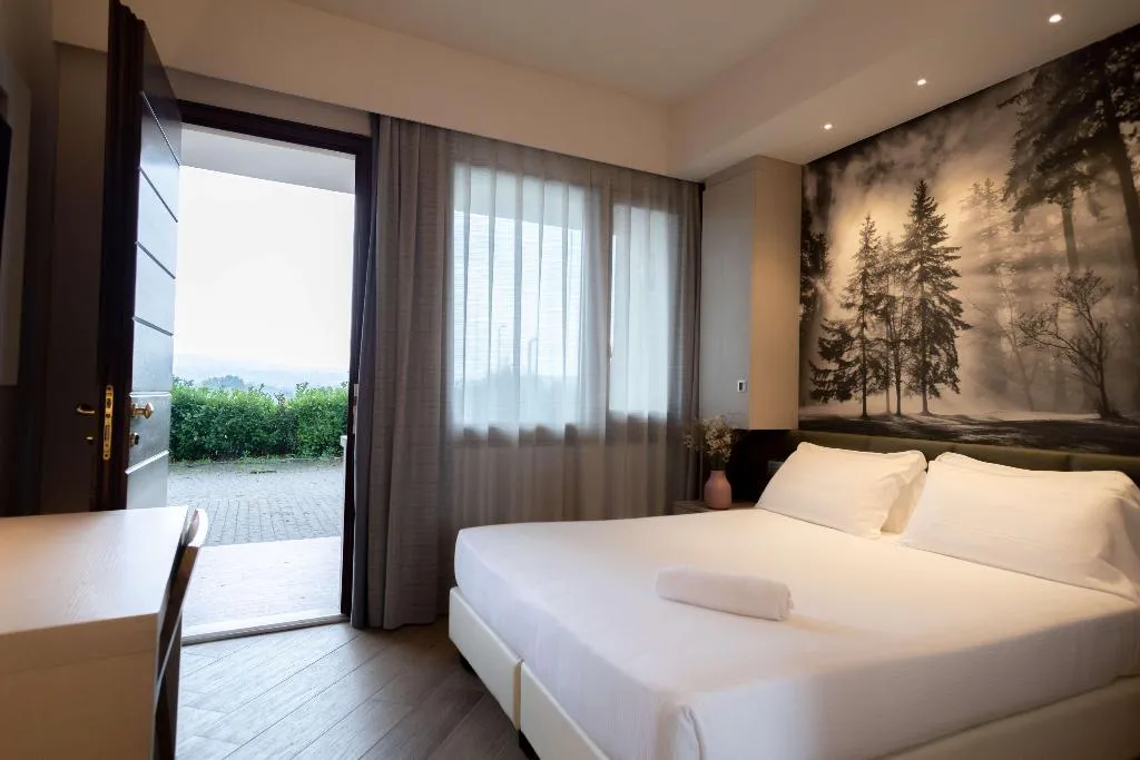 Room, Hotel Horizon Wellness & Spa Resort, BW Signature, Milan