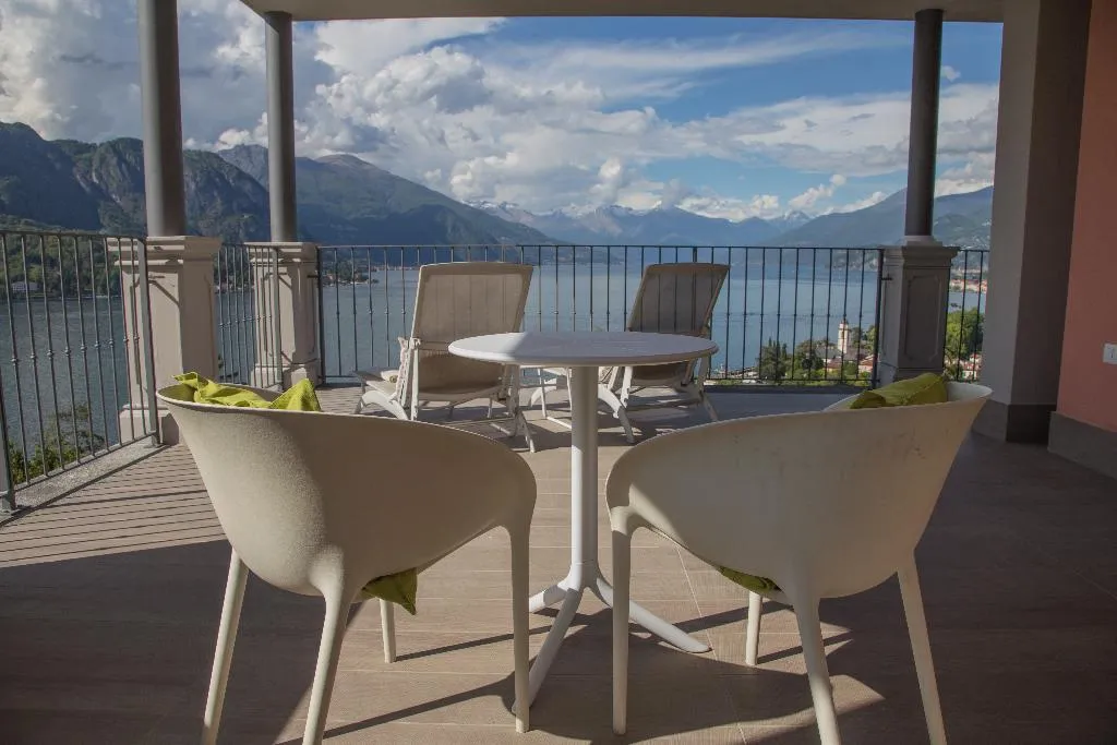 SUITE LAKE VIEW Room, Hotel Borgo Le Terrazze, Milan