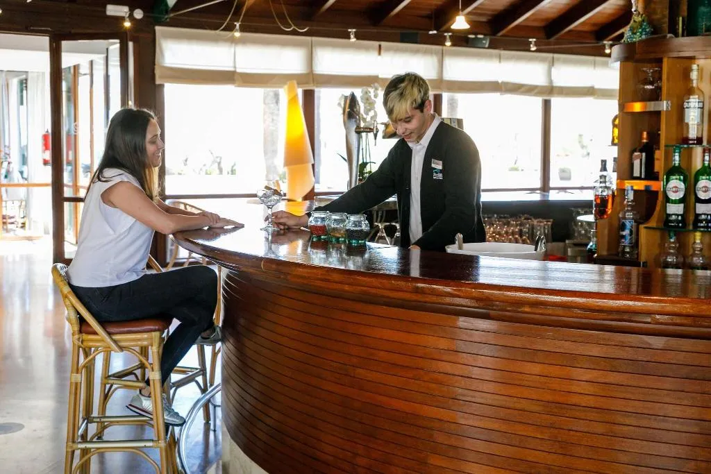 Bar, PortBlue Club Pollentia Resort & Spa, Majorca