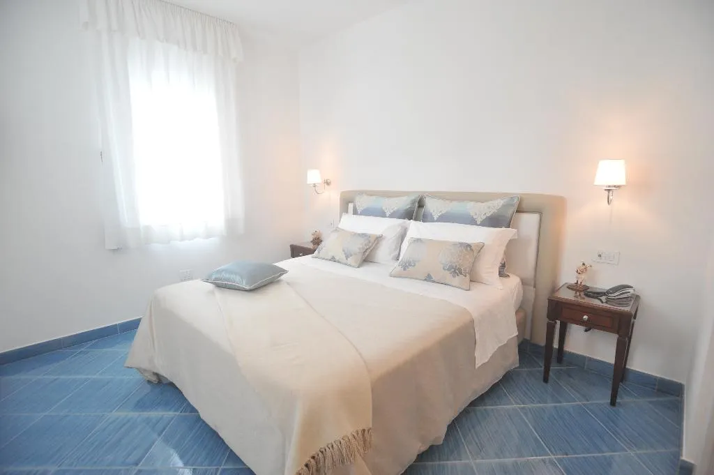 SUITE SUPERIOR SEA VIEW Room, Core Amalfitano City Suites, Naples