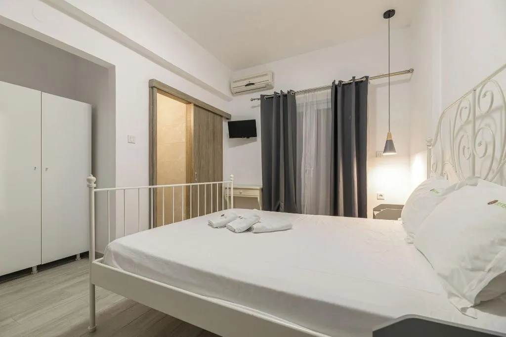Room, Denise Studios & Apartments, Zante