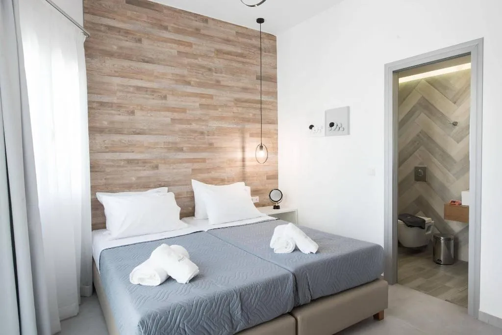 Room, Ria, Crete