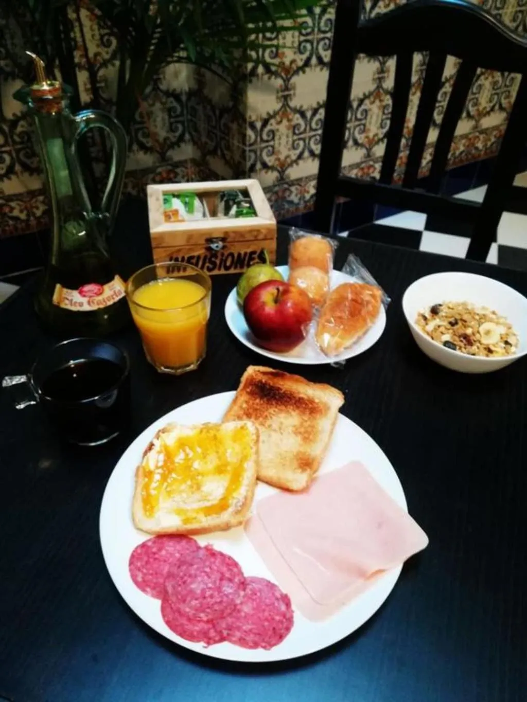 Restaurant, Hostel A2C - Adults Only, Seville