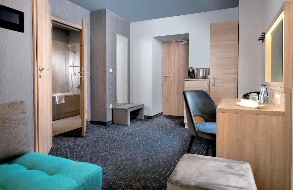 TWIN DELUXE Room, Leonardo Boutique Hotel Krakow Old Town, Krakow