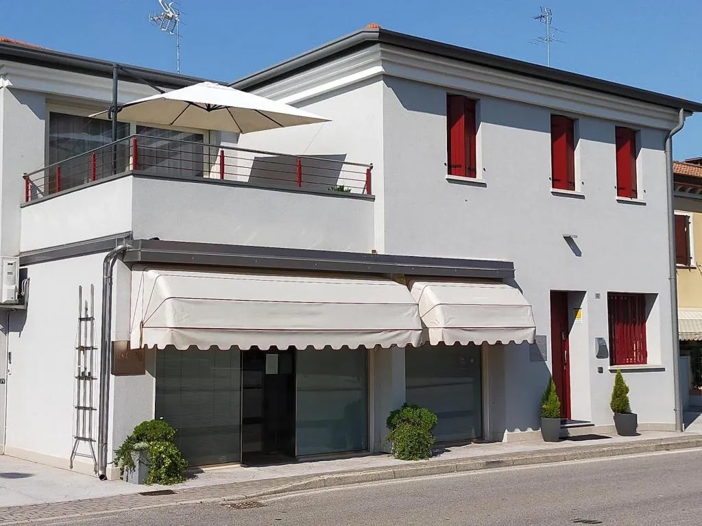 General view, Villa Erica & Villa Erica 1, Venice