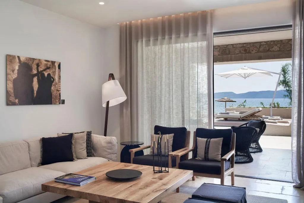 SUITE WITH PRIVATE POOL Room, W Costa Navarino- Adults Only, Kalamata