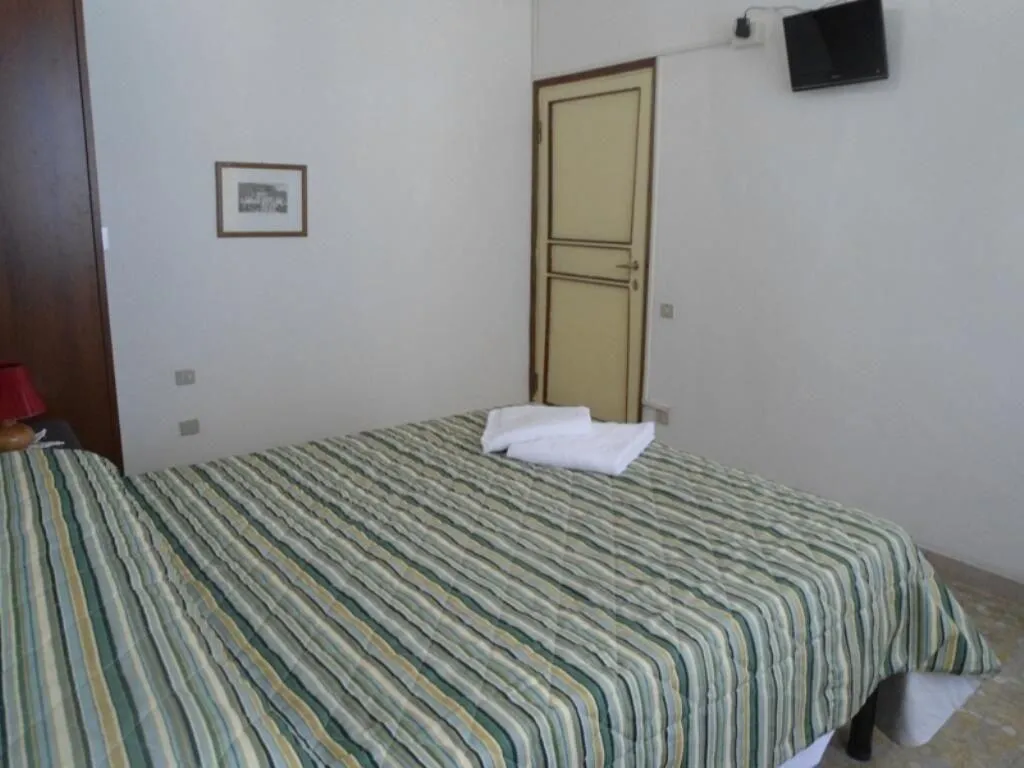 Room, Guesthouse Sayuri, Florence