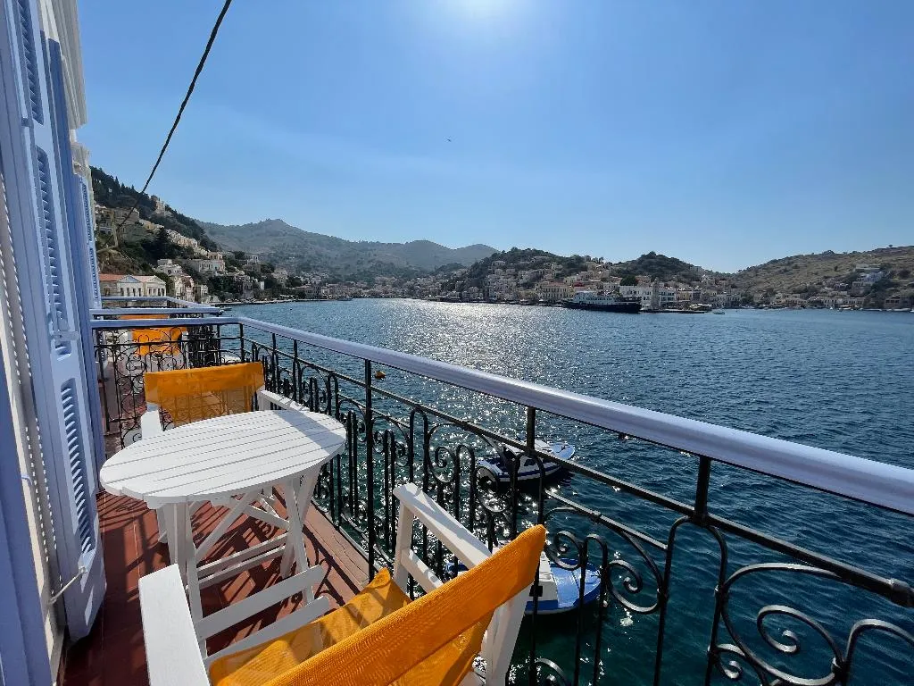 QUADRUPLE TWO DOUBLE BEDS Room, Anamar Symi Residences, Rhodes