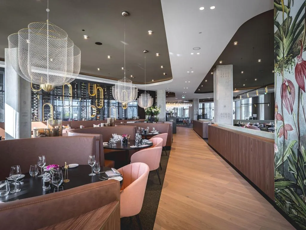 Restaurant, Van der Valk Hotel Amsterdam Zuidas, Amsterdam