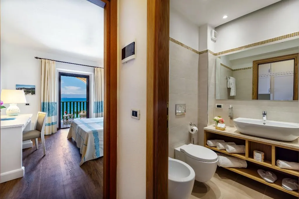 Double or Twin SUPERIOR SEA VIEW Room, Hotel Dei Pini, Alghero