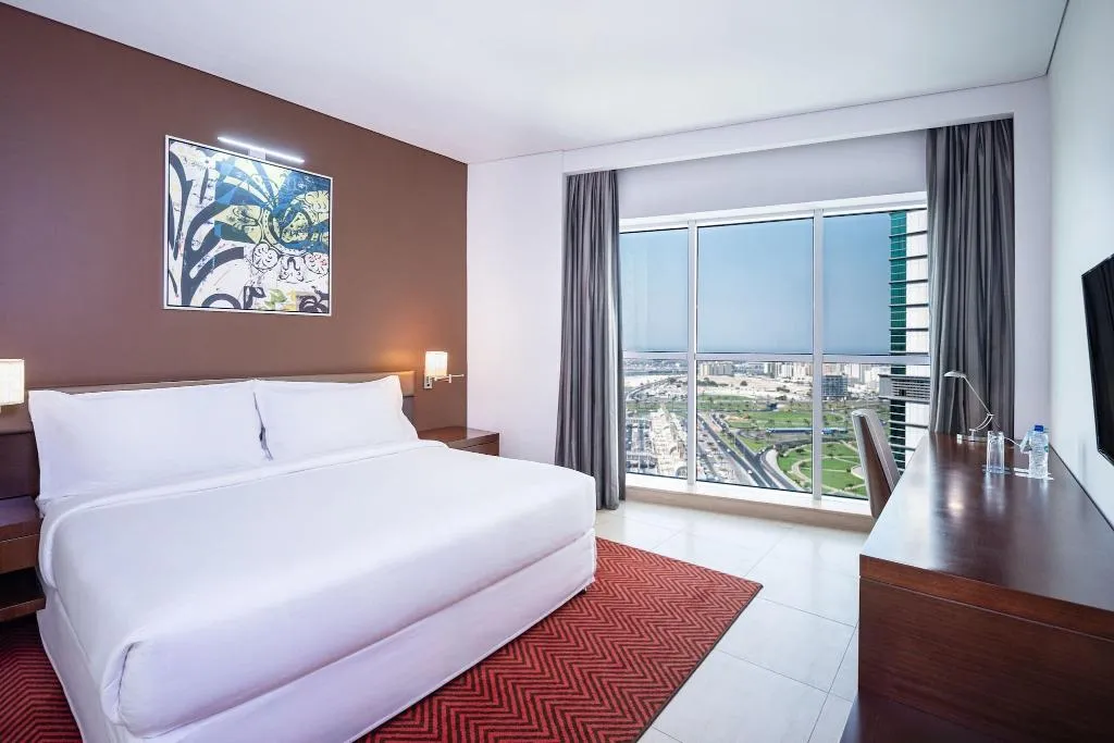 Room, Four Points by Sheraton Sharjah, Dubai